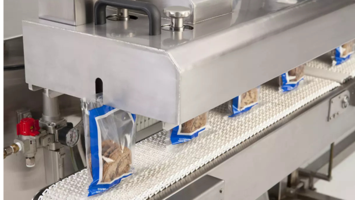 pouch packing machine